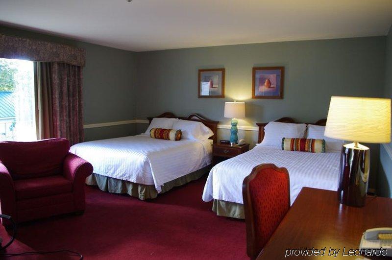 Motel Colonial And 3*