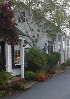 Colonial And 3*