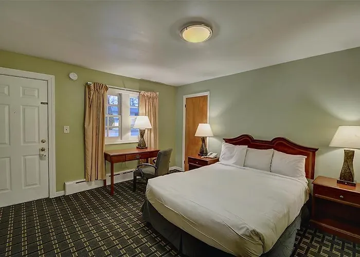 Colonial Motel And Spa