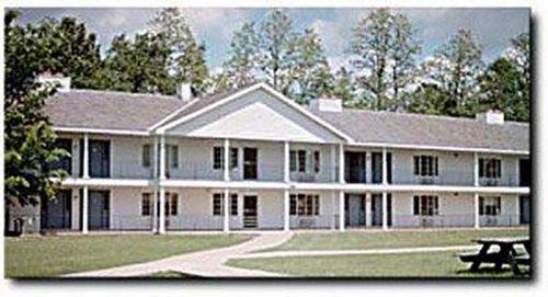 Motel Colonial And 3*