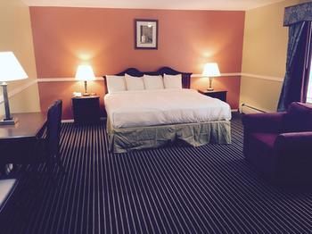 Motel Colonial And Brattleboro
